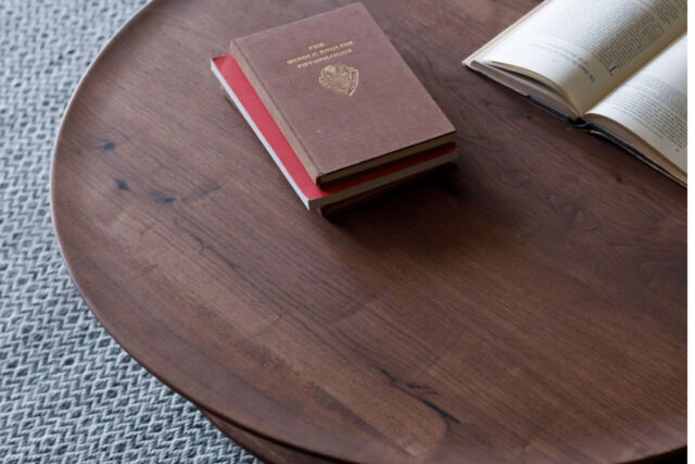 節あり材の自然な風合い