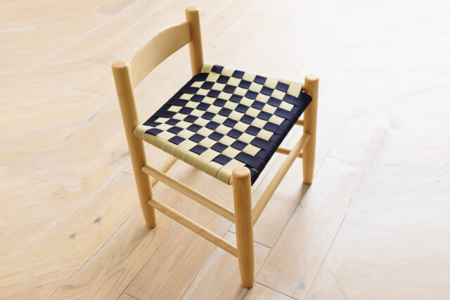 装飾性のあるシンプルデザイン