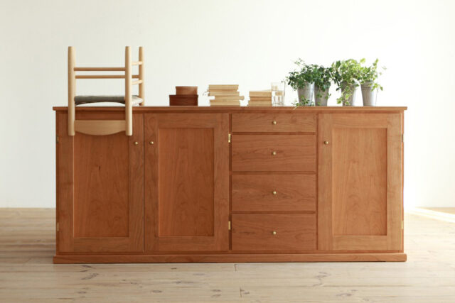 懐かしさを感じる「SHIRLEY」