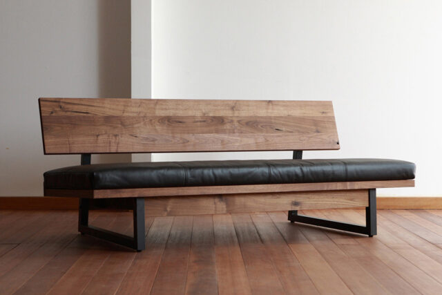 直線基調のシンプルデザイン