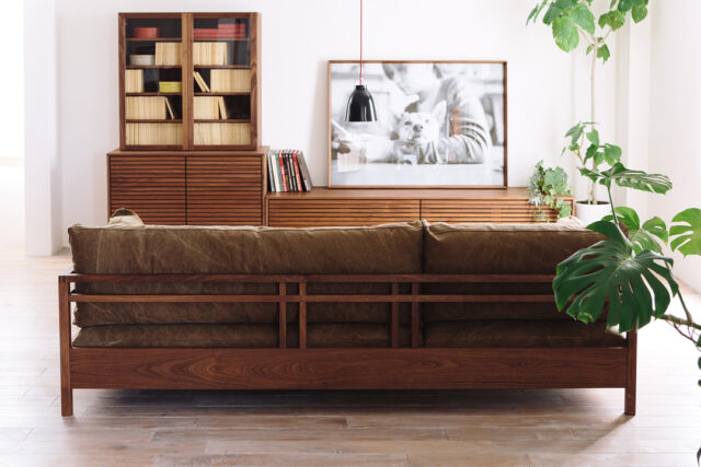 和洋どちらでも合う後ろ姿