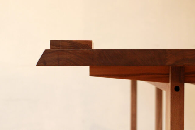 「40mm」厚材を使った天板