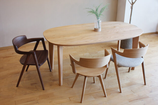 使い勝手のよいオーバル形状