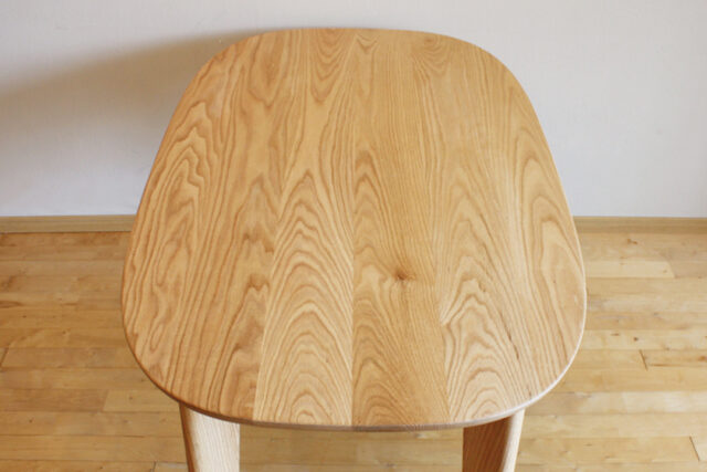 楕円すぎない楕円テーブル