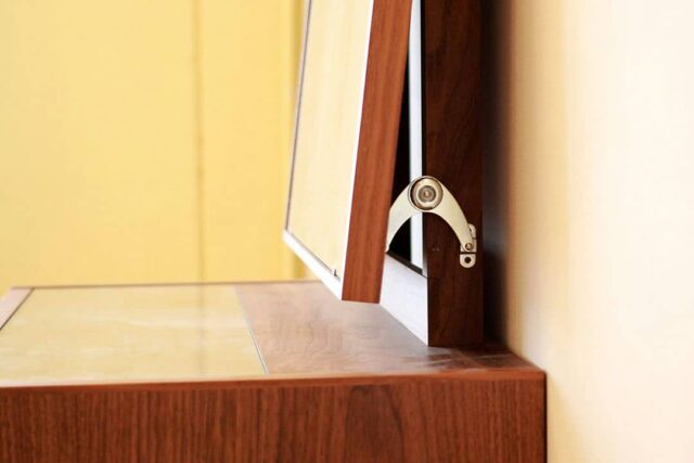 角度調整できるミラー