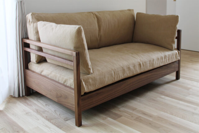 直線で構成されたシンプルデザイン