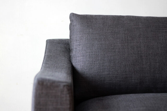 独特のアームデザイン