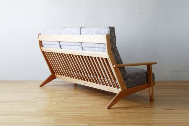 軽やかなウッドフレーム