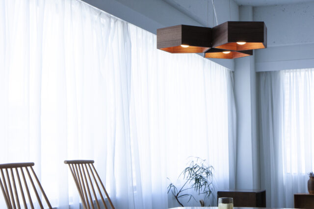 温かみのある電球色