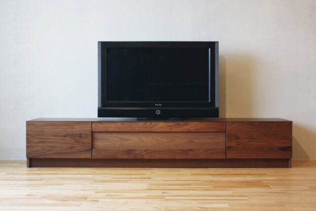 シンプルテレビボード