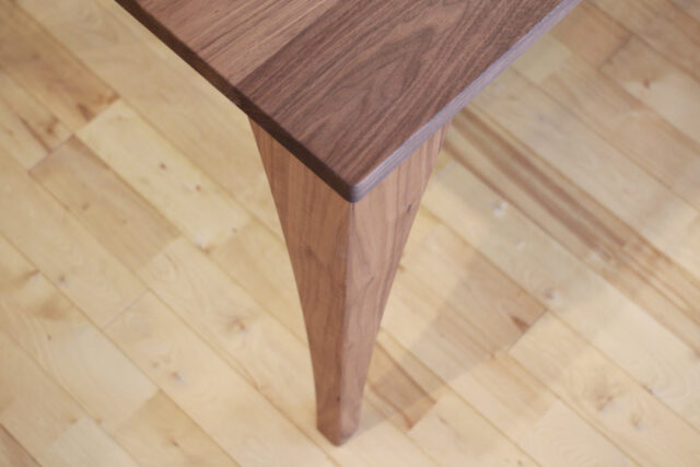 丸みを帯びたフォルム