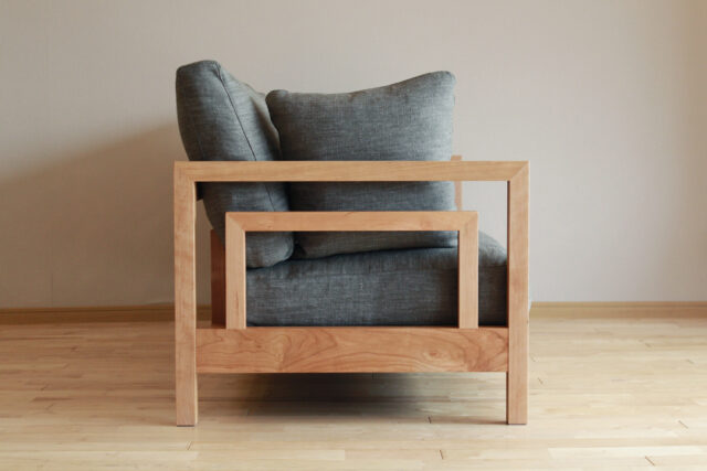 スクエアな二重フレーム構造