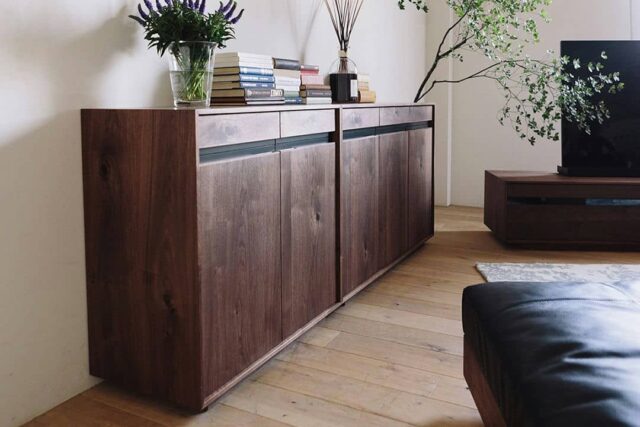 木口を見せない留組で製作