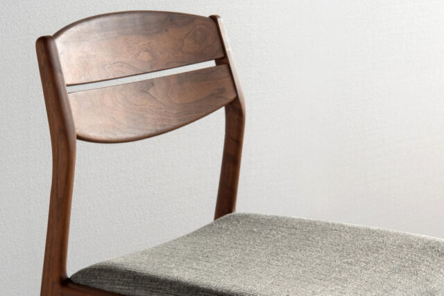 丸みを持たせた優しい掛け心地