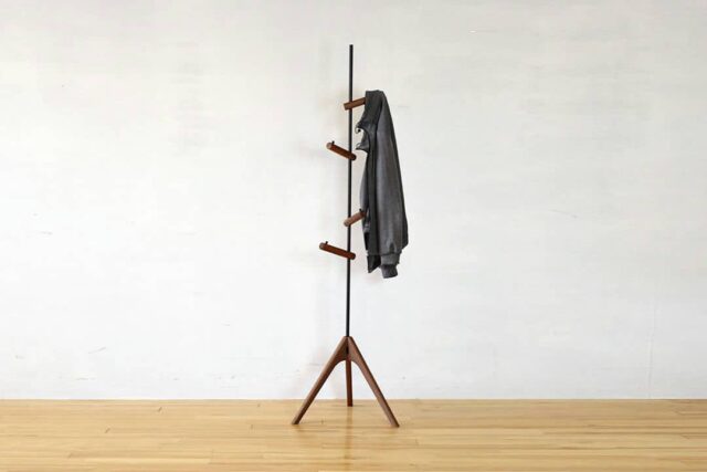 フックが自在に動くフリーフック機構