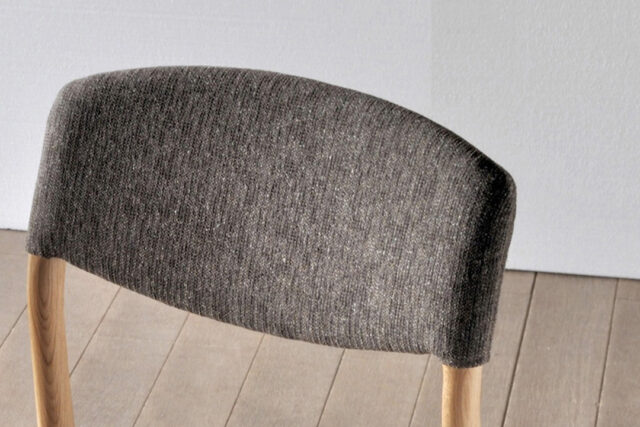 身体にフィットする優しい背あたり