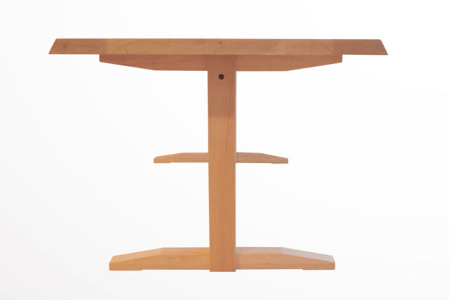 使いやすい2本脚デザイン