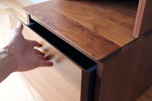 セルフクローズ引き出し