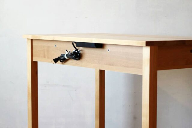 有償オプションで4口コンセント