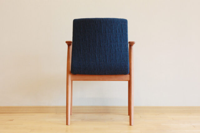 背・座一体成型