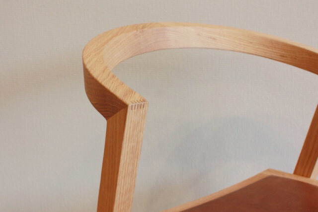 細身でも頑丈。フィンガージョイント