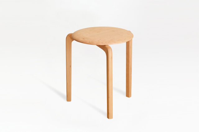 その流れる曲面が心地よい優しさへ導く