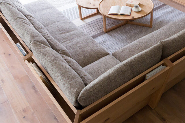 自由なリビング空間を実現するコーナーソファ