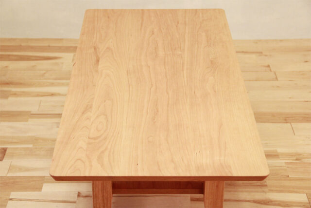 厳選された良質な材の矧ぎ合わせ