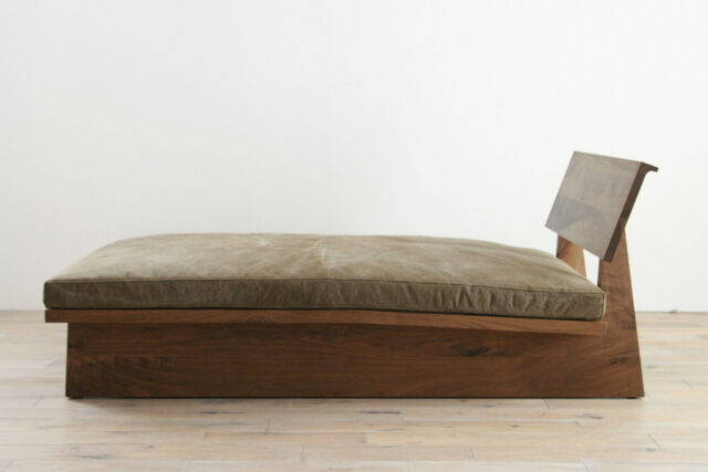 直線基調のシンプルデザイン