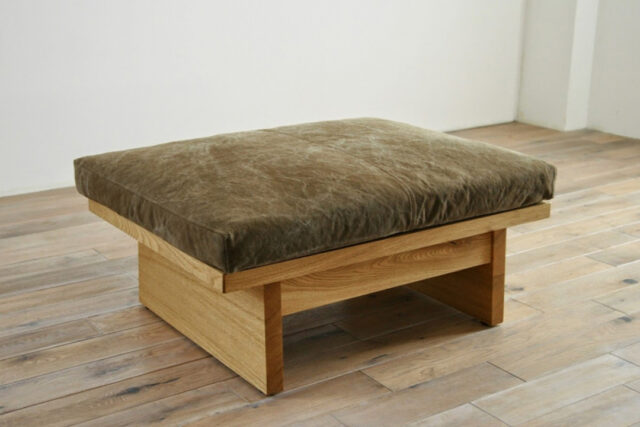 直線基調のシンプルデザイン