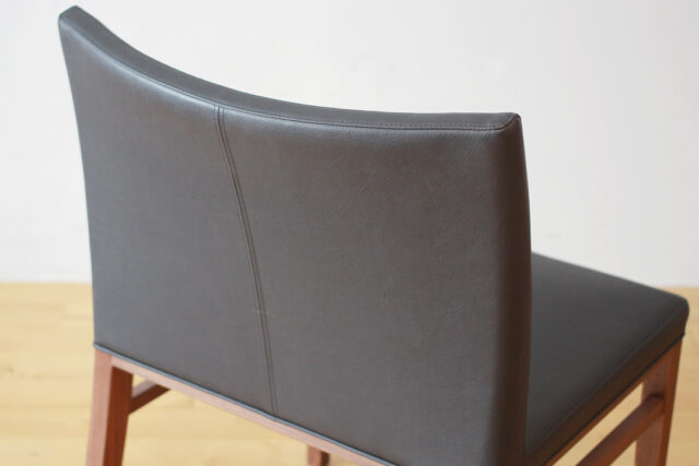 張地はお手入れのしやすい合成皮革