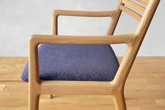 緩やかなカーブが優しい掛け心地