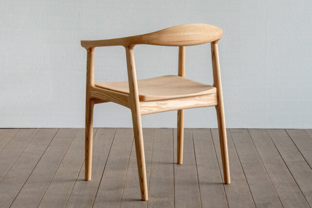 削り出しの緩やかなカーブ