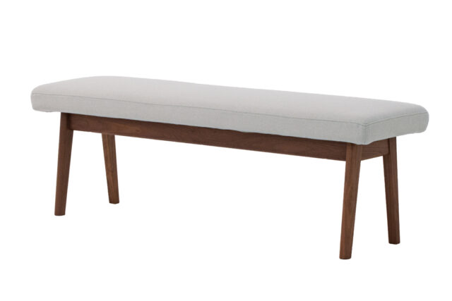 サイズや素材が選べるオーダーベンチ