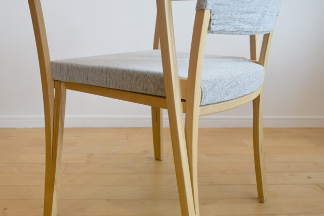 不思議な枝分かれデザイン