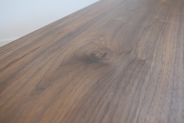 節あり材の自然な風合い