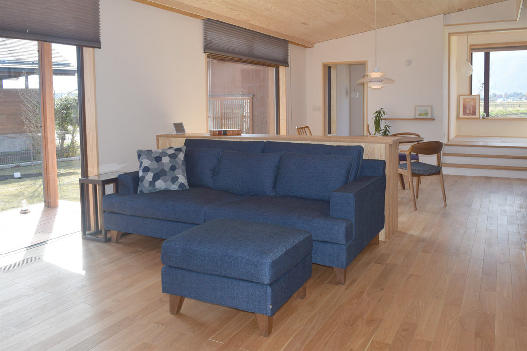 トレスソファを中心にしたLDコーディネート