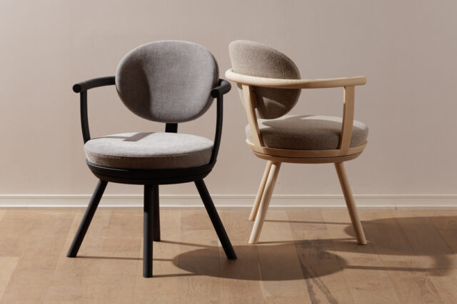 個性的なフォルムの回転チェア