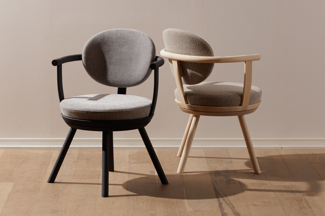 個性的なフォルムのスイベルチェア ORB(オーブ)入荷しました。