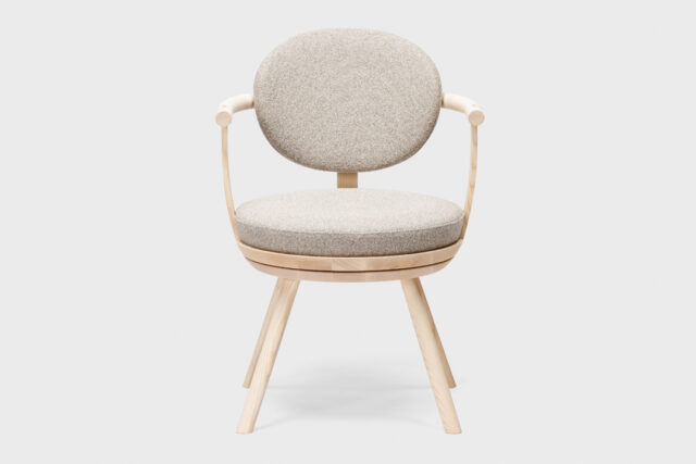 座り心地を追及した構造