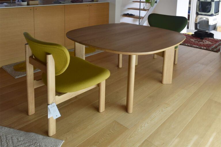 MONOMONO　低座椅子トヨさんの椅子、男の椅子納品事例