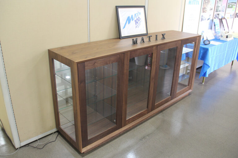 メイティックス株式会社様【エントランスの家具】納品 Vol.3